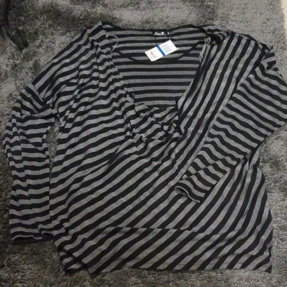 Seven 7 Luxe Top - Picture 1 of 5